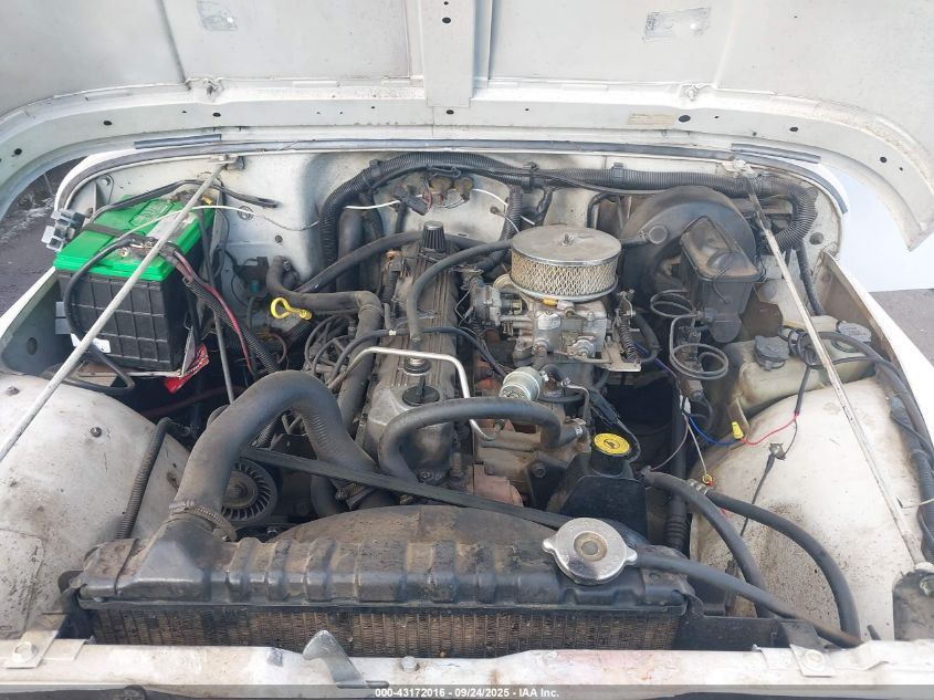 1990 Jeep Wrangler / Yj VIN: 2J4FY29TXLJ546058 Lot: 43172016