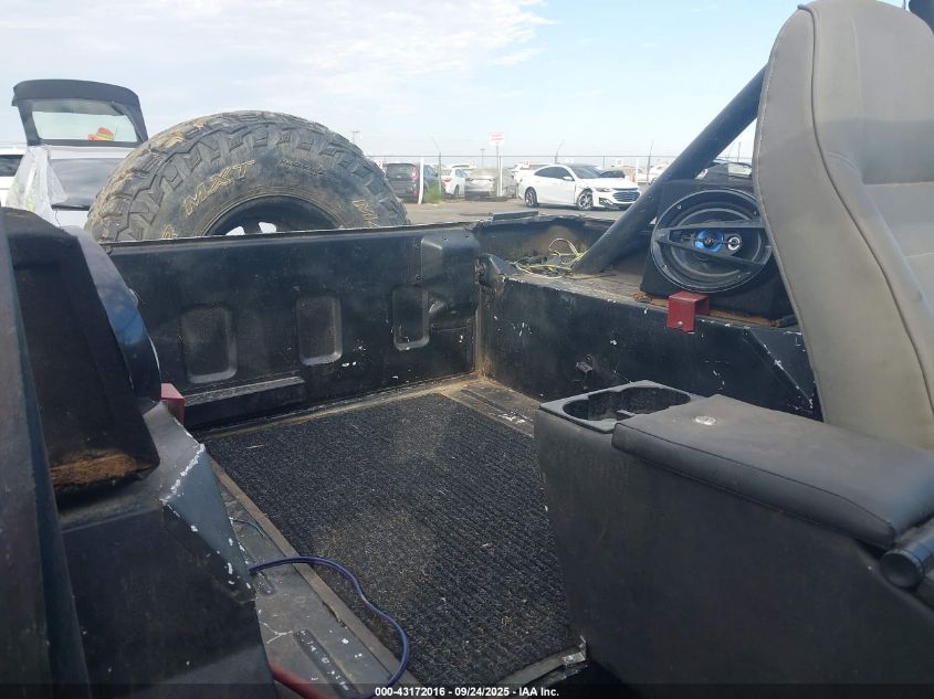 1990 Jeep Wrangler / Yj VIN: 2J4FY29TXLJ546058 Lot: 43172016