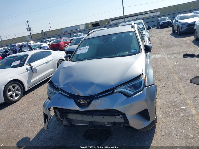 2018 TOYOTA RAV4 LE - JTMZFREV4JJ159954