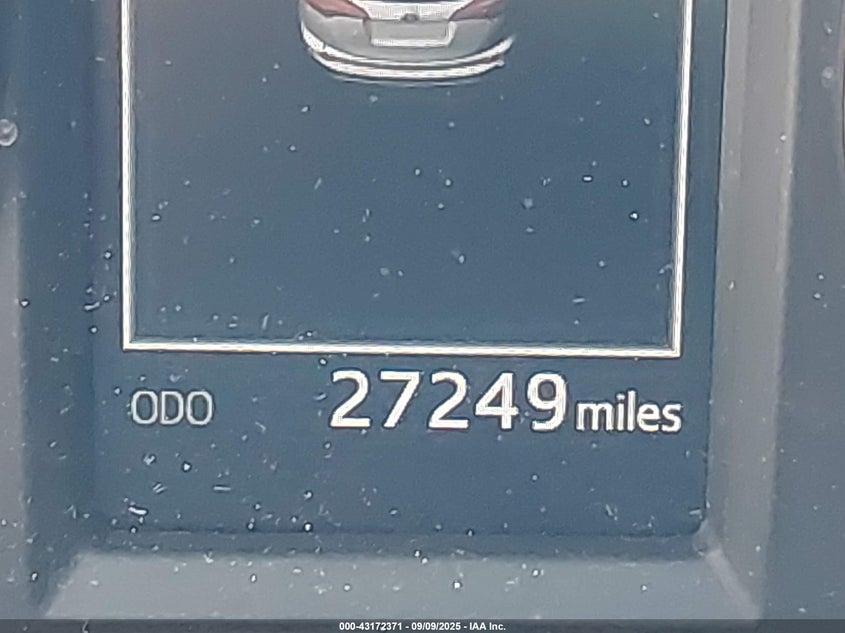 2018 TOYOTA RAV4 LE - JTMZFREV4JJ159954