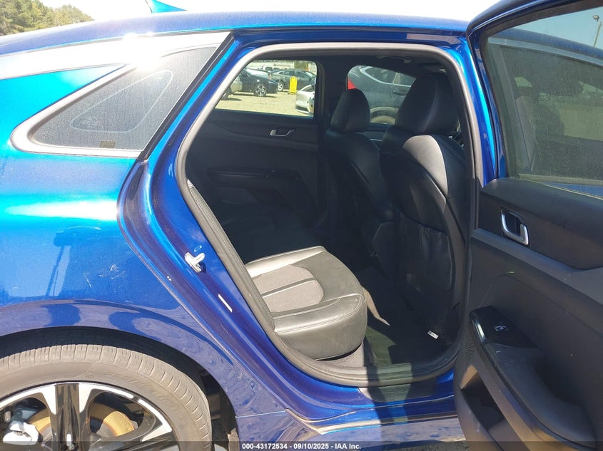 2022 KIA K5 GT-LINE - 5XXG64J25NG164953