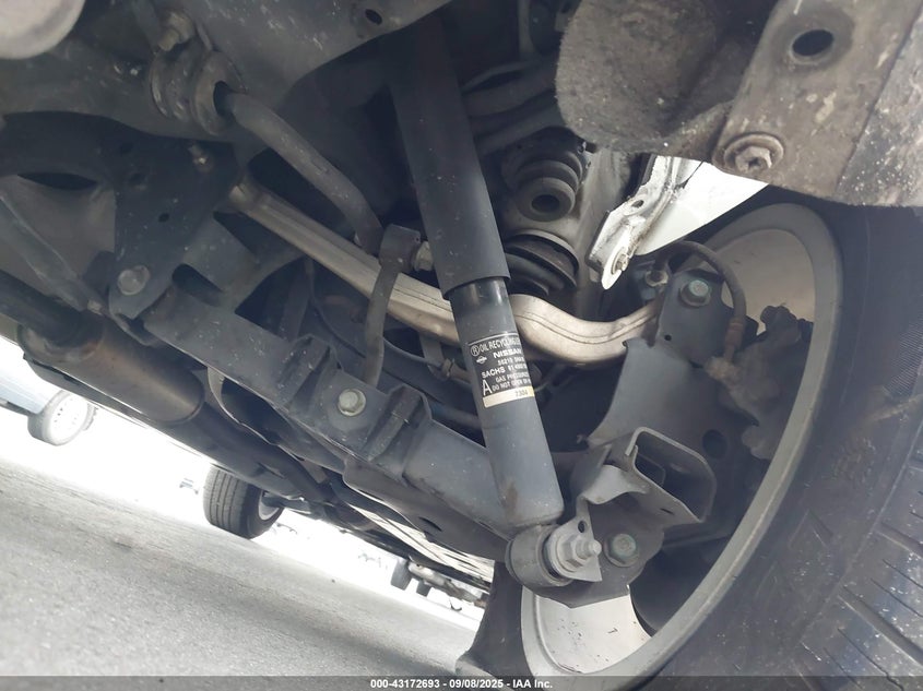 2017 NISSAN ROGUE S - KNMAT2MT5HP566685