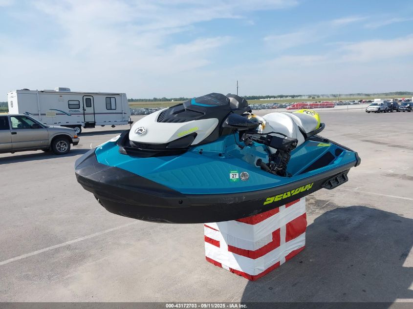 2025 Seadoo Seadoo turquoise null null YDV23035I324 photo #3
