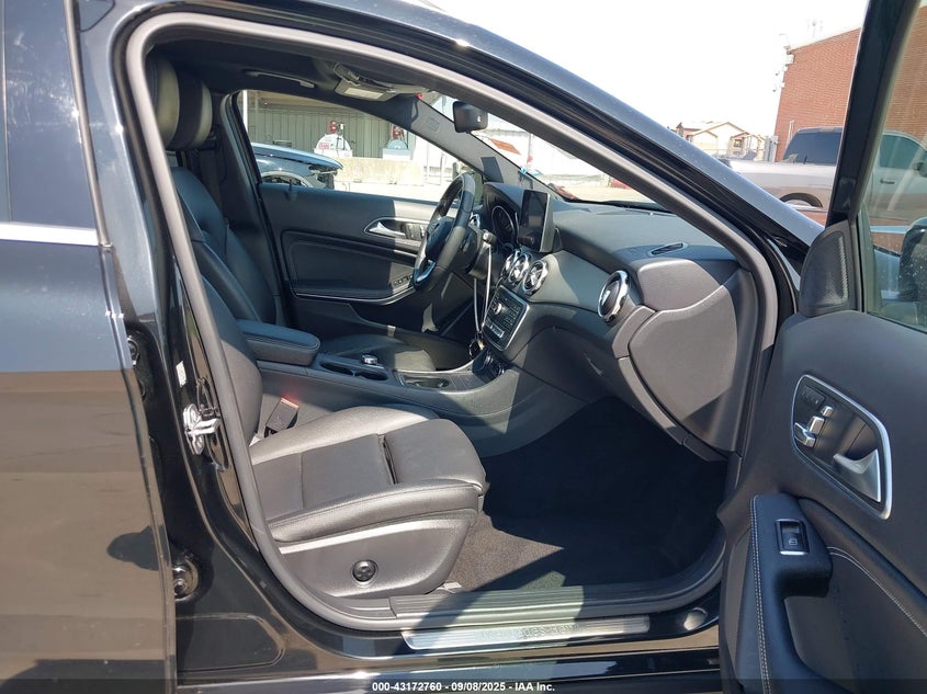 2018 MERCEDES-BENZ GLA 250 WDCTG4EBXJJ507066