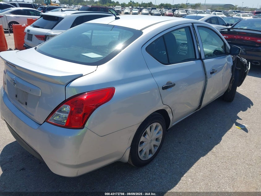 2018 NISSAN VERSA 1.6 S+ - 3N1CN7AP3JL808661