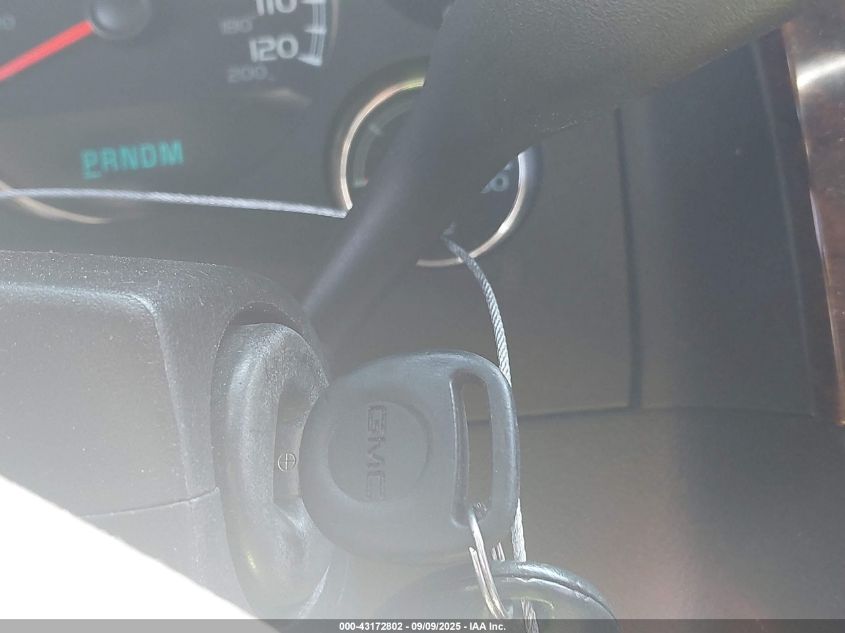 2009 GMC Yukon Denali VIN: 1GKFC03289R270184 Lot: 43172802