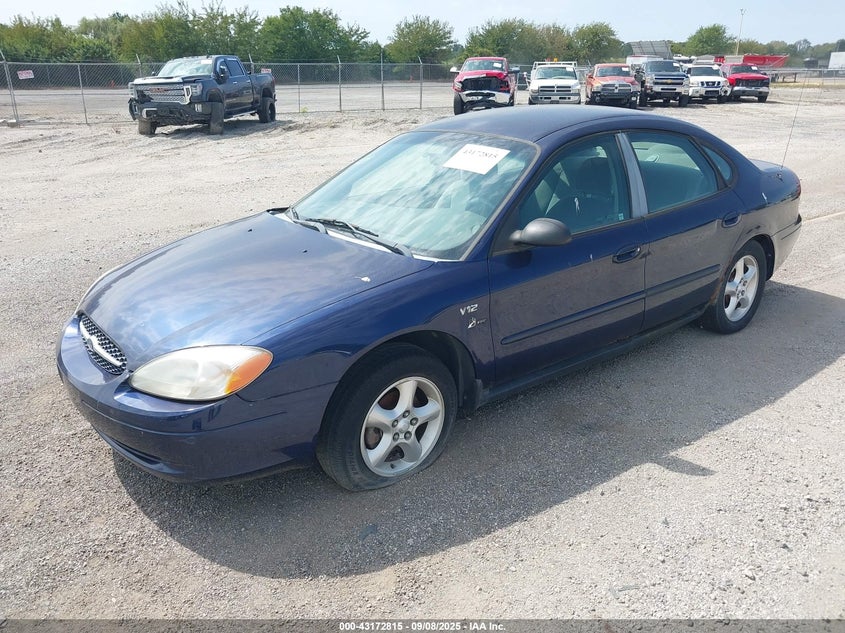 2000 Ford Taurus Se