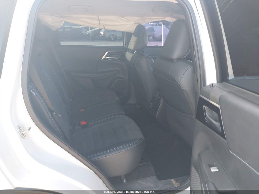 2022 Mitsubishi Outlander Black Edition S-Awc/Se 2.5 S-Awc/Se Launch Edition S-Awc VIN: JA4J4UA87NZ063470 Lot: 43172838