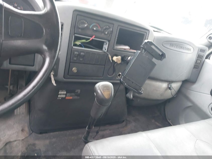 2005 International 4000 4400 VIN: 1HTMSAAR35J032590 Lot: 43172845