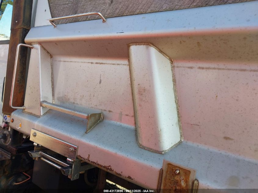 2015 International 4000 4400 VIN: 1HTMKAANXFH720107 Lot: 43172896