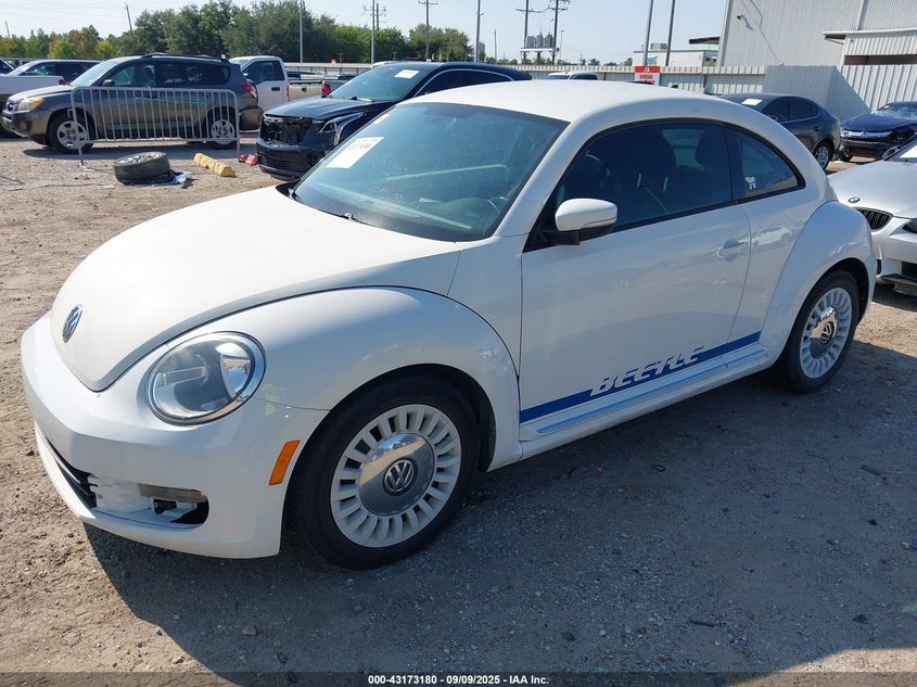 2014 VOLKSWAGEN BEETLE 3VWJP7AT0EM626991