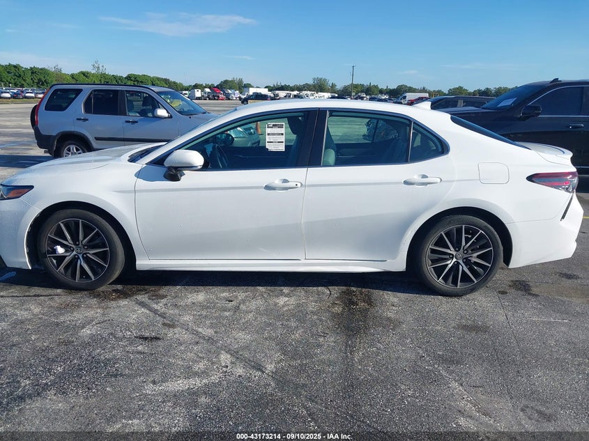2022 TOYOTA CAMRY SE - 4T1G11AK2NU629868