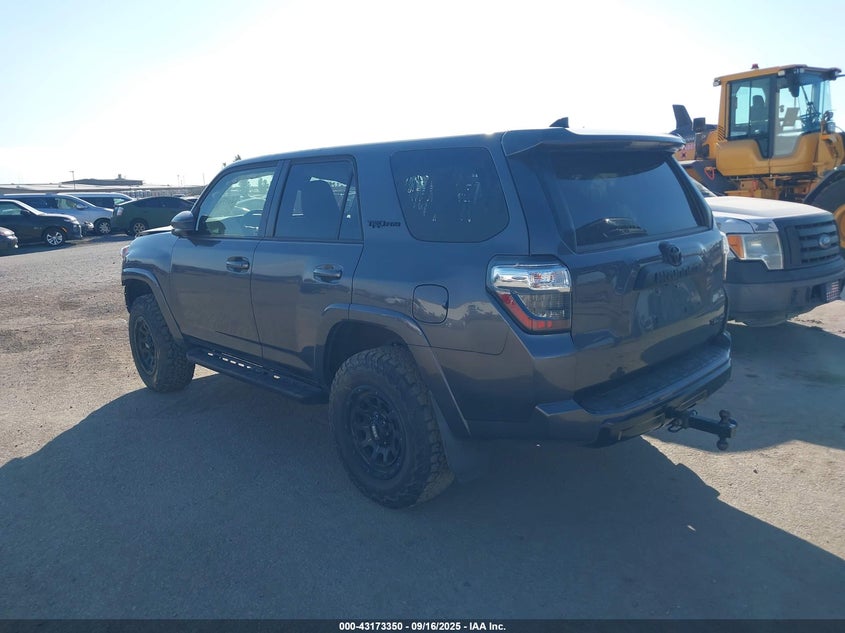 JTELU5JR4M5861648 2021 TOYOTA 4RUNNER photo no. 3