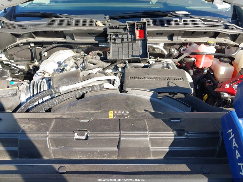 2GC4KNEY0S1127989 2025 CHEVROLET SILVERADO photo no. 10