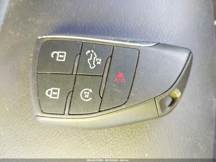 2GC4KNEY0S1127989 2025 CHEVROLET SILVERADO photo no. 11