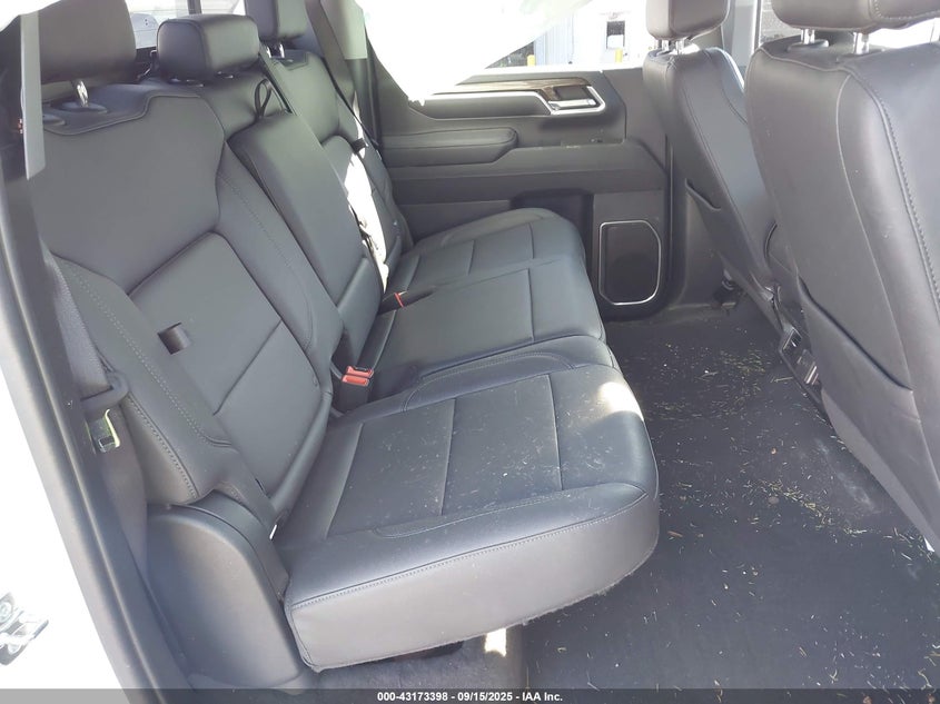 2GC4KNEY0S1127989 2025 CHEVROLET SILVERADO photo no. 8