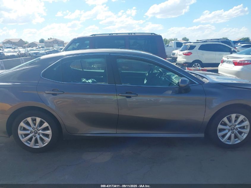 2019 Toyota Camry Le VIN: 4T1B11HK9KU685804 Lot: 43173411