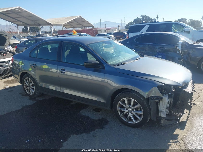 3VWD17AJ4FM257924 2015 VOLKSWAGEN JETTA photo no. 14