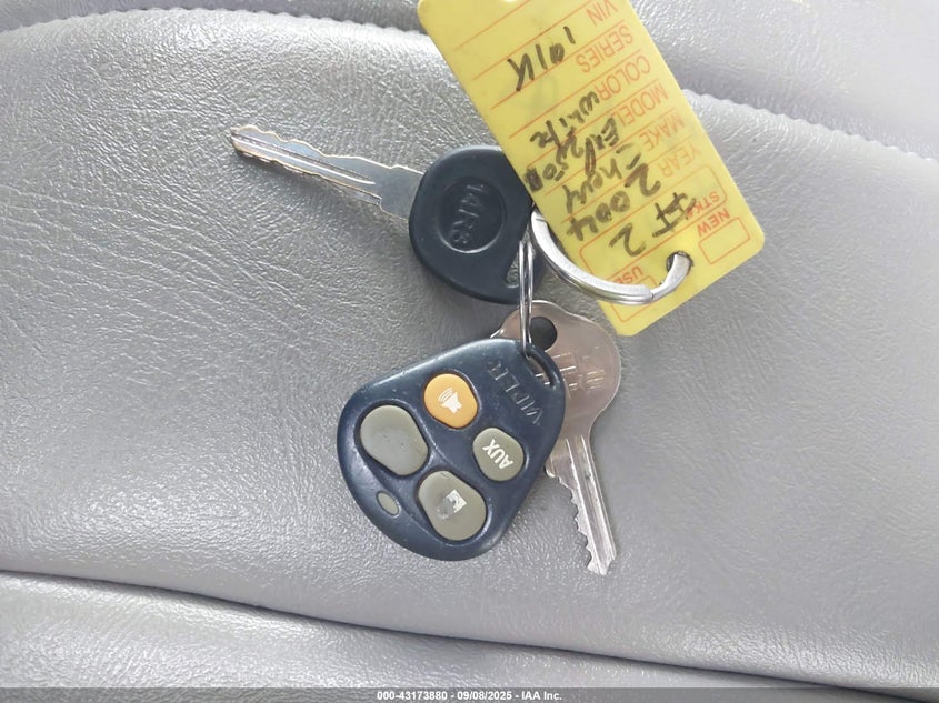 2005 Chevrolet Express VIN: 1GCGG25V151133071 Lot: 43173880