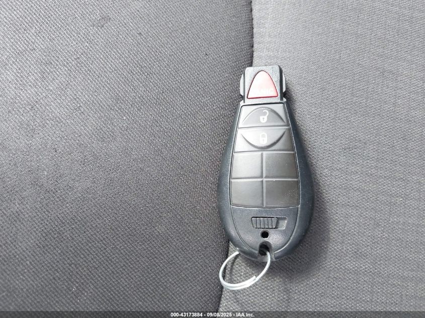 2015 Jeep Cherokee Latitude VIN: 1C4PJLCB0FW689571 Lot: 43173884