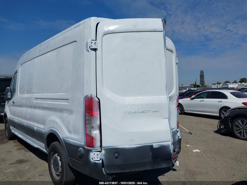 2022 Ford Transit-250 VIN: 1FTBR1C89NKA09488 Lot: 43173937