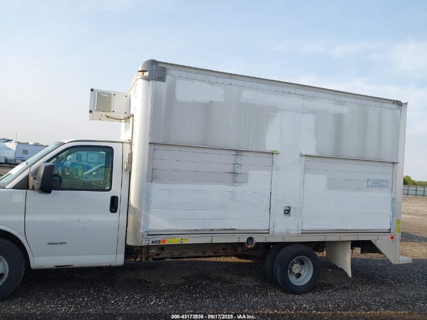 2017 Chevrolet Express Cutaway 4500 Series VIN: 1GB6GUCG2H1129406 Lot: 43173938