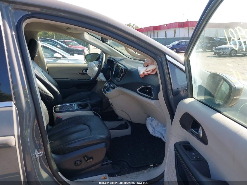 2022 Chrysler Pacifica Touring L VIN: 2C4RC1BG9NR157540 Lot: 43173981