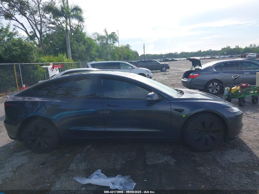 2024 Tesla Model 3 Long Range Dual Motor All-Wheel Drive/Rear-Wheel Drive VIN: 5YJ3E1EA3RF768799 Lot: 43173998