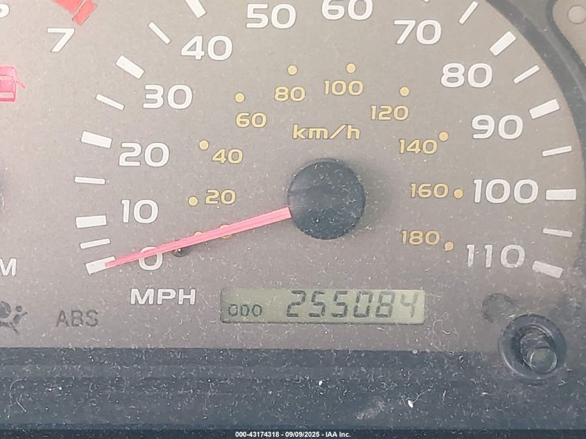 2002 Toyota Sequoia Sr5 V8 VIN: 5TDZT34A12S134809 Lot: 43174318