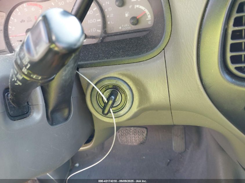 2002 Toyota Sequoia Sr5 V8 VIN: 5TDZT34A12S134809 Lot: 43174318