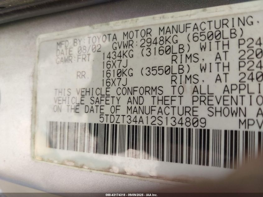 2002 Toyota Sequoia Sr5 V8 VIN: 5TDZT34A12S134809 Lot: 43174318