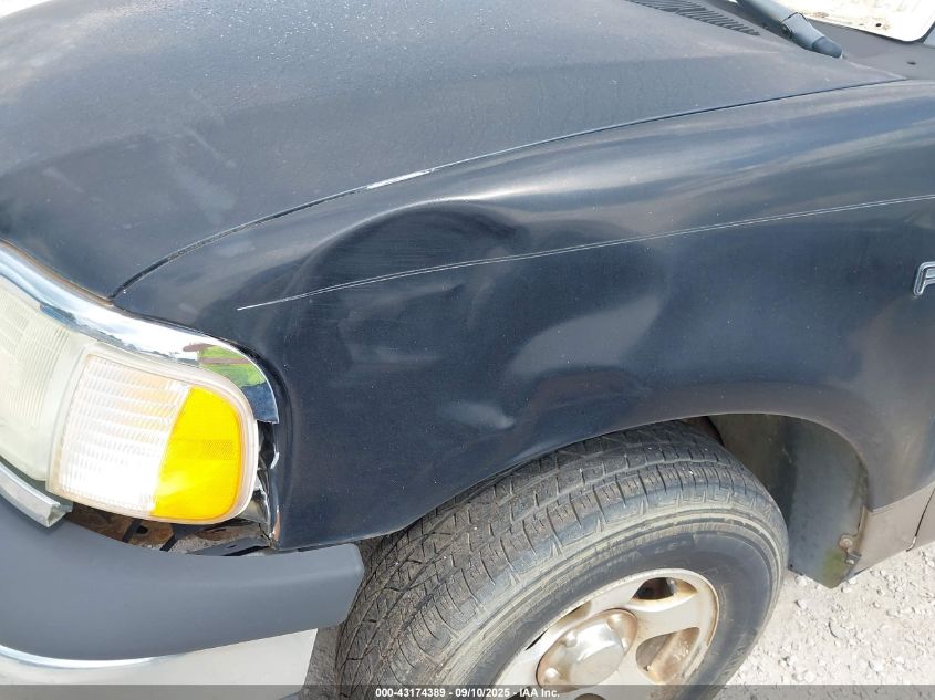 2002 Ford F-150 Xl/Xlt VIN: 1FTRX17232KA57767 Lot: 43174389