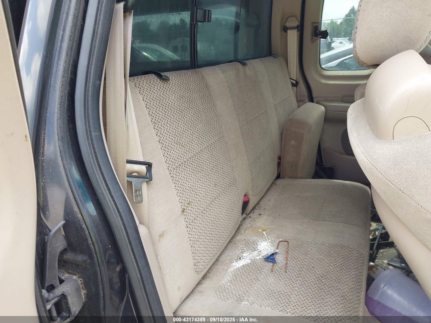 2002 Ford F-150 Xl/Xlt VIN: 1FTRX17232KA57767 Lot: 43174389