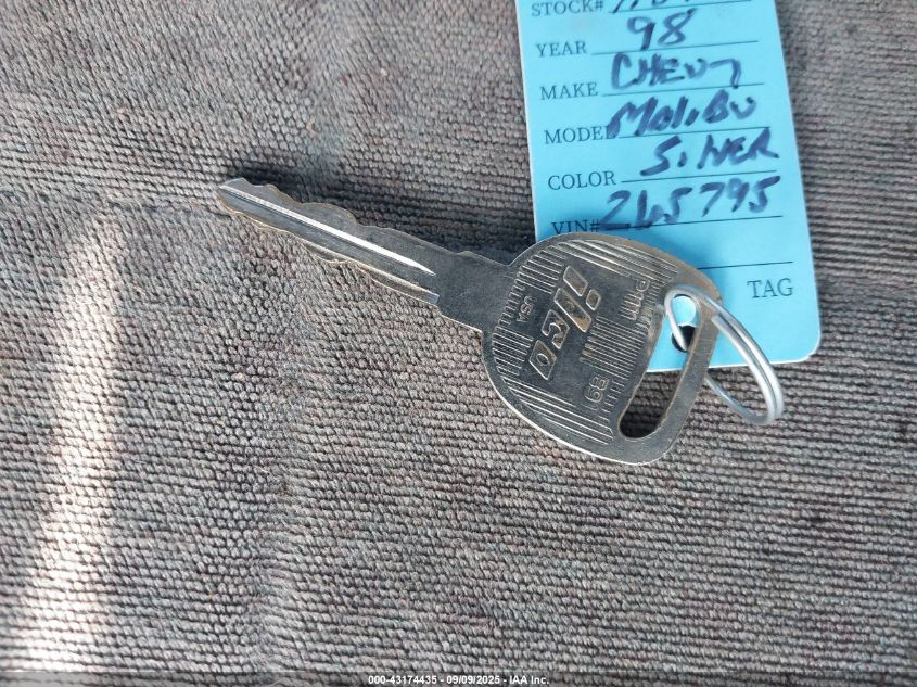 1998 Chevrolet Malibu VIN: 1G1ND52M9W6265795 Lot: 43174435