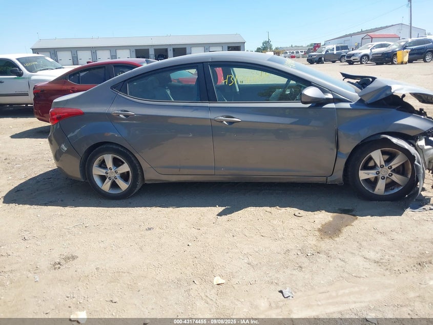 2013 HYUNDAI ELANTRA GLS - 5NPDH4AE0DH263710