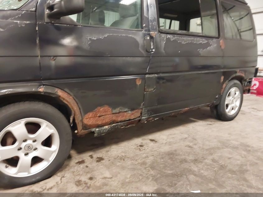 1993 Volkswagen Eurovan Mv VIN: WV2MC0702PH043668 Lot: 43174535