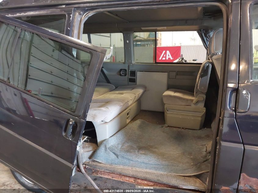 1993 Volkswagen Eurovan Mv VIN: WV2MC0702PH043668 Lot: 43174535