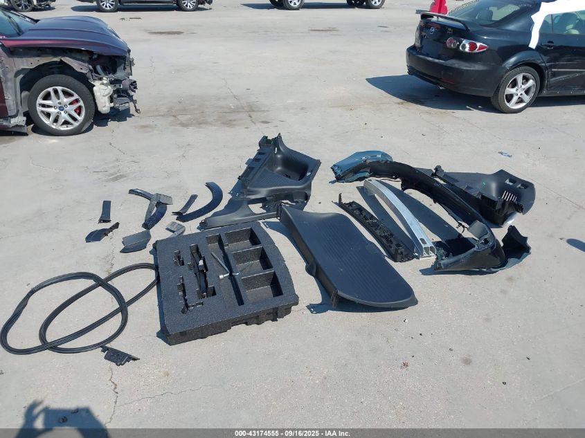 2024 Honda Hr-V 2Wd Ex-L/2Wd Ex-L W/O Bsi VIN: 3CZRZ1H70RM757408 Lot: 43174555