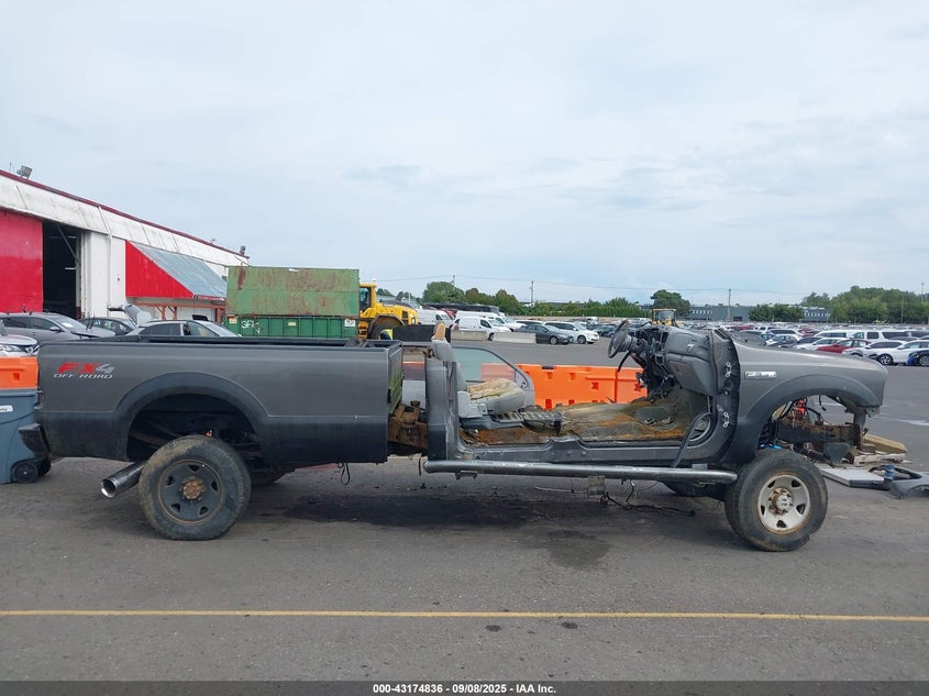 2006 Ford F-350 Lariat/Xl/Xlt VIN: 1FTWW31P66EB17681 Lot: 43174836