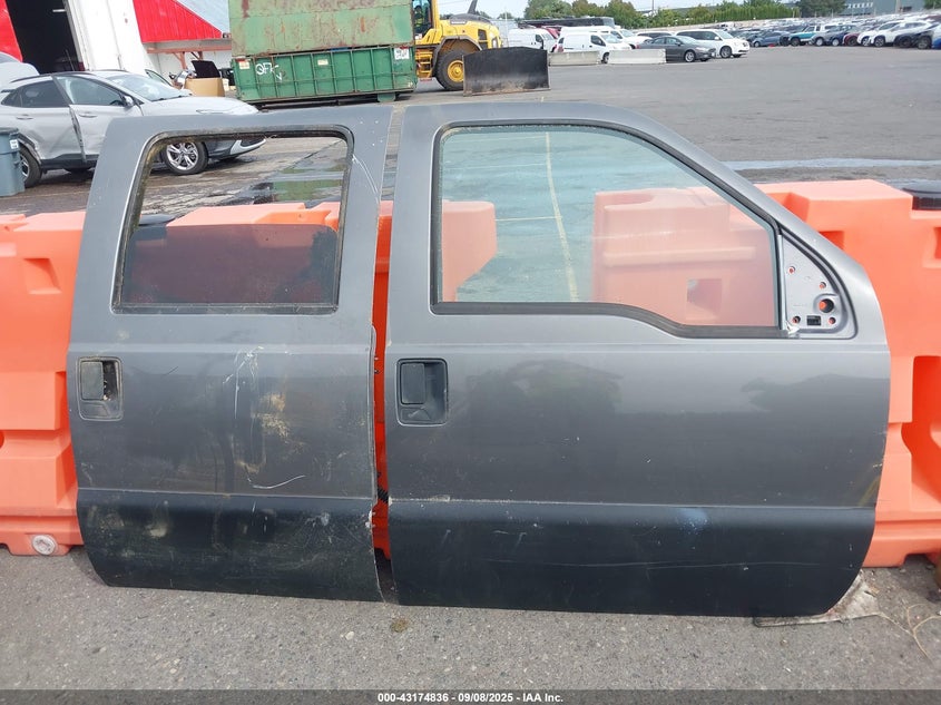 2006 Ford F-350 Lariat/Xl/Xlt VIN: 1FTWW31P66EB17681 Lot: 43174836