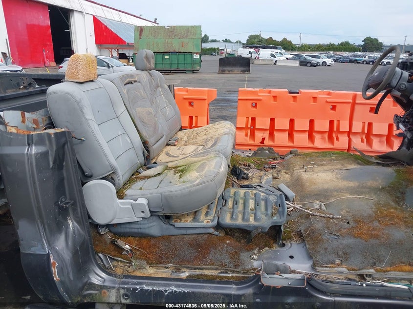 2006 Ford F-350 Lariat/Xl/Xlt VIN: 1FTWW31P66EB17681 Lot: 43174836