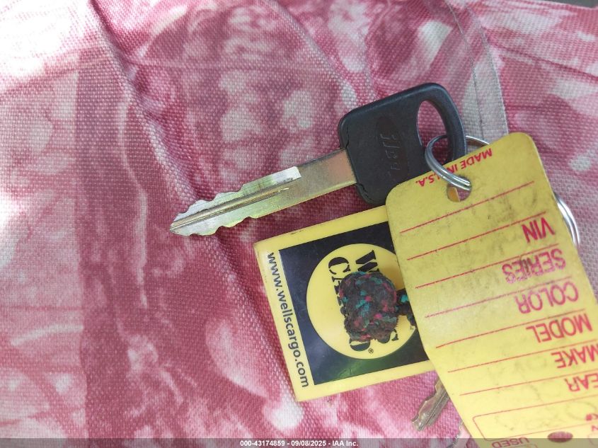 2005 Ford F-350 Lariat/Xl/Xlt VIN: 1FTWW31PX5EA23625 Lot: 43174859