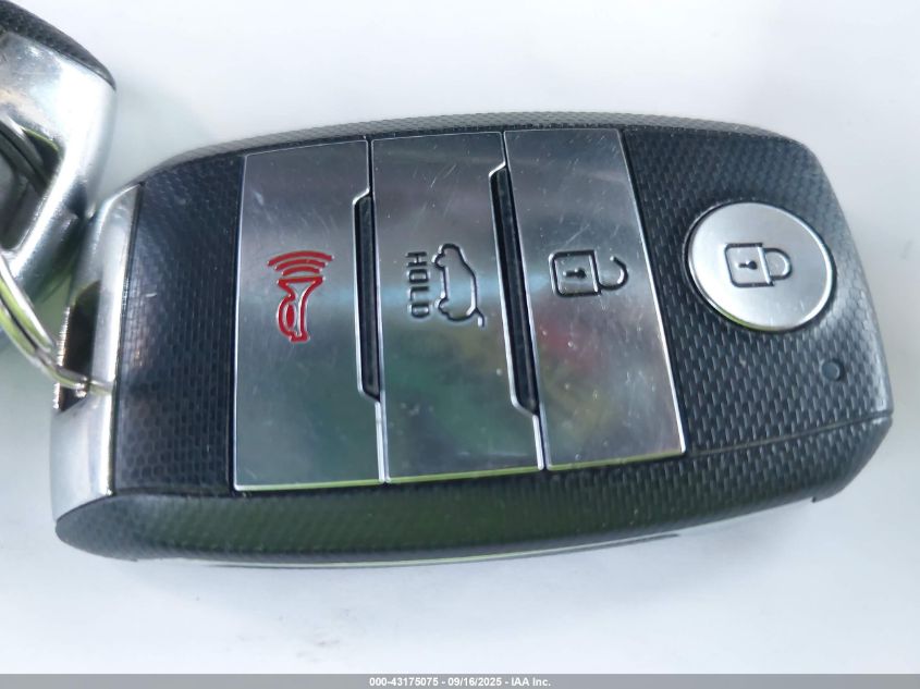 2018 Kia Sorento 3.3L Sxl VIN: 5XYPK4A56JG361156 Lot: 43175075