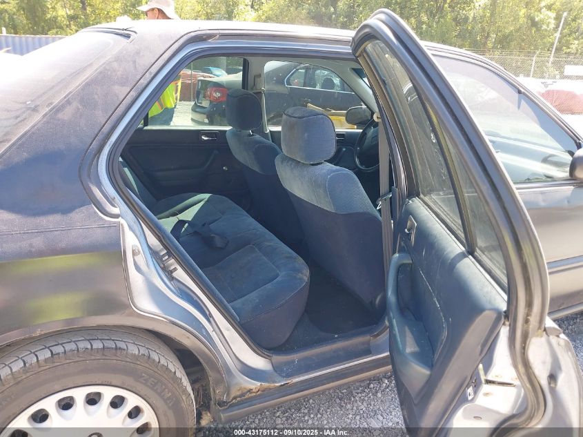 1992 Honda Accord Dx VIN: 1HGCB7643NA160466 Lot: 43175112