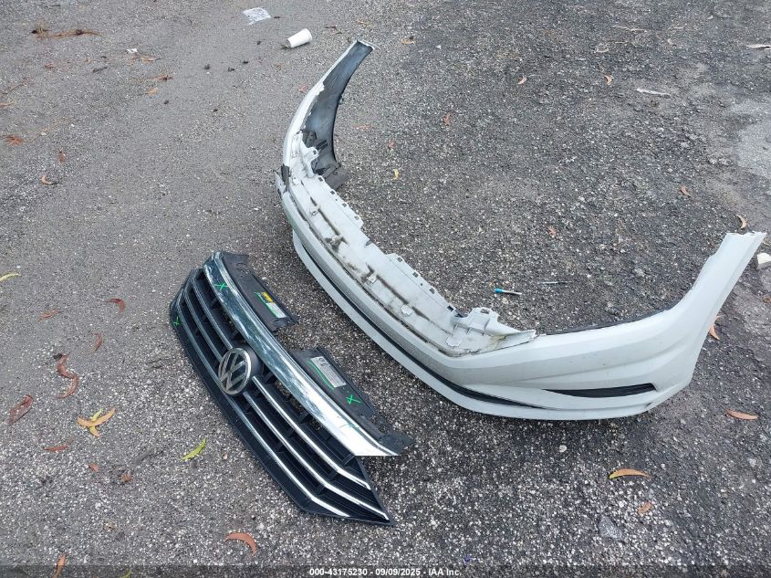 2019 Volkswagen Jetta 1.4T R-Line/1.4T S/1.4T Se VIN: 3VWCB7BU0KM156844 Lot: 43175230