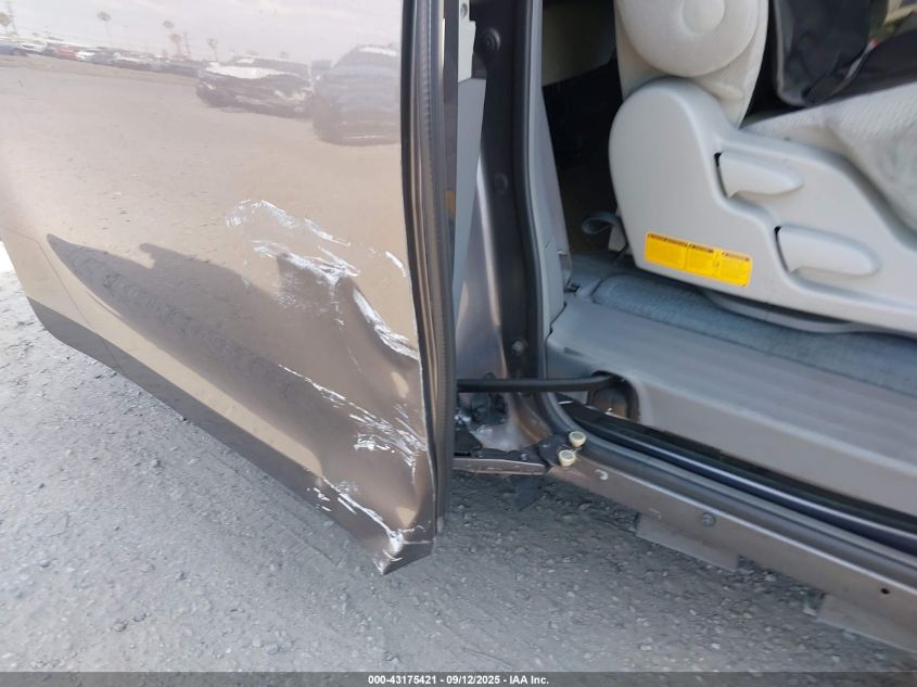 2011 Toyota Sienna Le V6 VIN: 5TDKK3DC1BS129910 Lot: 43175421