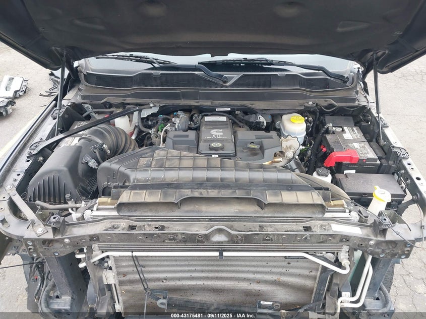 2020 RAM 2500 LARAMIE  4X4 8' BOX - 3C6UR5KL0LG121209