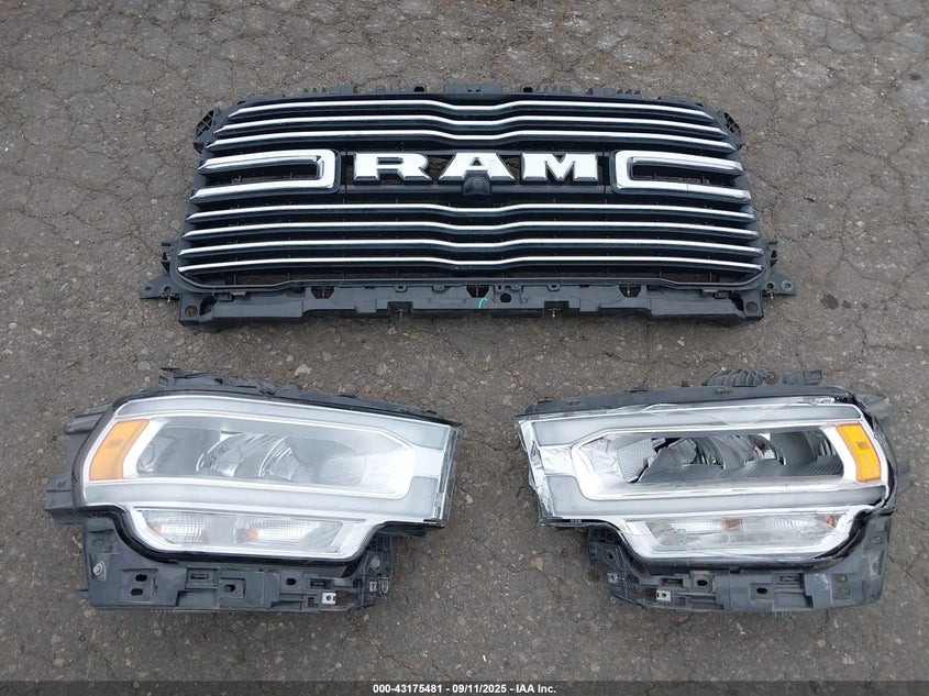 2020 RAM 2500 LARAMIE  4X4 8' BOX - 3C6UR5KL0LG121209