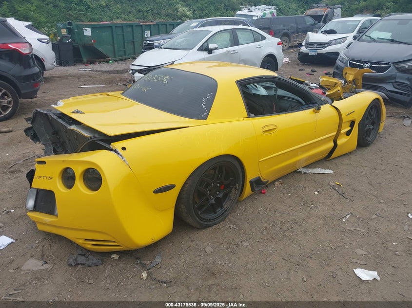 1G1YY12S335130368 2003 CHEVROLET CORVETTE photo no. 4