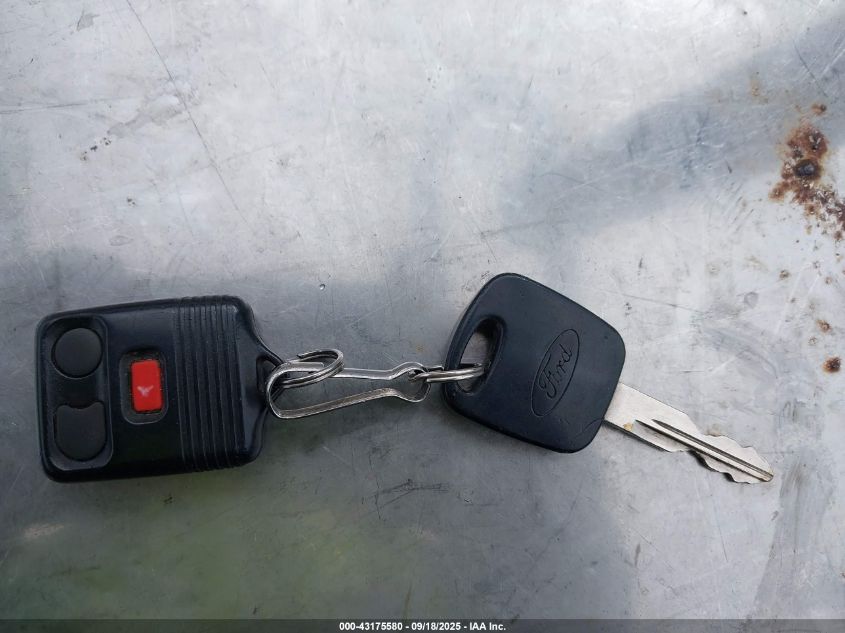 2001 Ford Expedition Eddie Bauer VIN: 1FMRU17LX1LA73664 Lot: 43175580